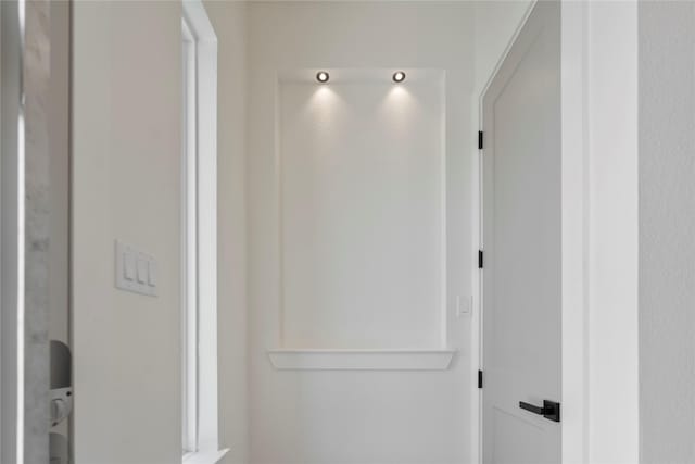 4433 Phlox St, Houston, TX 77051 - view of hallway