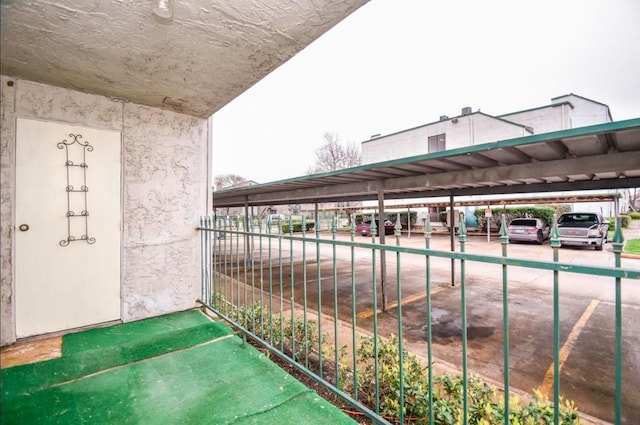2818 S Bartell Dr S Unit 6, Houston, TX 77054 - view of balcony