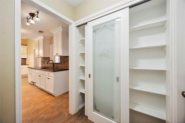 13882 Hollowgreen Dr Unit 810, Houston, TX 77082 - photo 15
