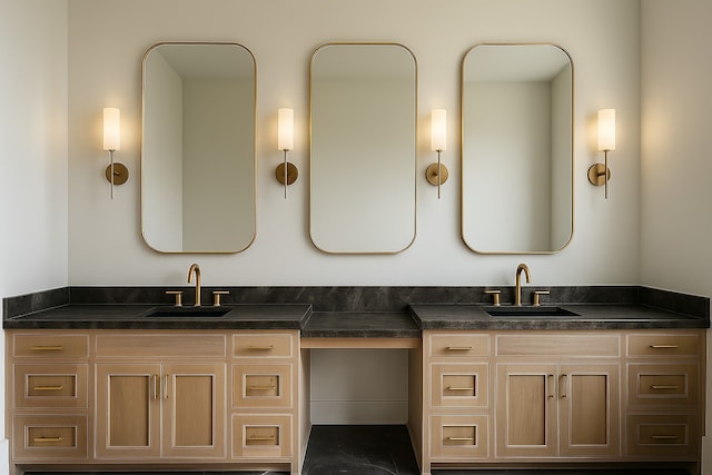 6911 Hartland Ave, Houston, TX 77055 - full bath featuring vanity