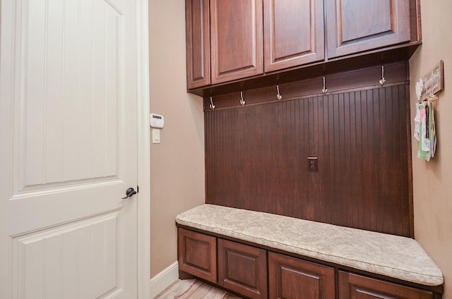 33215 Worthing Ln, Fulshear, TX 77441 - mudroom featuring baseboards