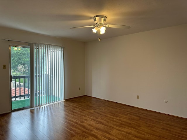 10555 Turtlewood Ct Unit 613, Houston, TX 77072 - unfurnished room with wood finished floors and ceiling fan