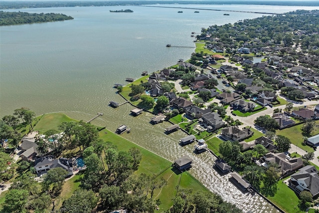 7814 Magnolia Cove Ct, Houston, TX 77346 - view of property location featuring a large body of water and nearby suburban area