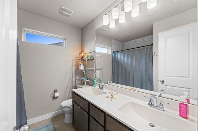 6923 Glenmoor Dr, Rosharon, TX 77583 - bathroom featuring tile patterned flooring, double vanity, and a shower with shower curtain