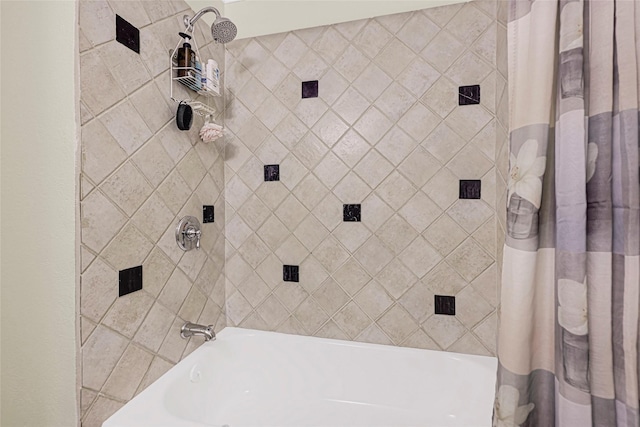 4401 Marina St Unit B, Houston, TX 77007 - bathroom with shower / bath combo