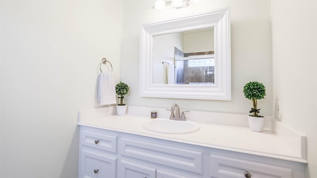 1045 W 16th St, Houston, TX 77008 - bathroom with vanity and a shower