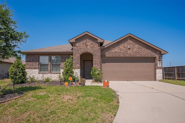 1802 Golden Ale Ct, Richmond, TX 77469 - photo 1