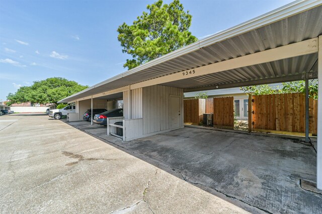 9345 Westwood Village Dr Unit 30, Houston, TX 77036 - photo 22