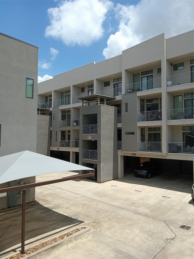 2401 Crawford St Unit A109, Houston, TX 77004 - view of apartment building / complex