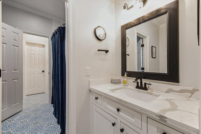 5001 Wedgewood Dr, Bellaire, TX 77401 - bathroom with vanity, curtained shower, crown molding, and tile patterned floors