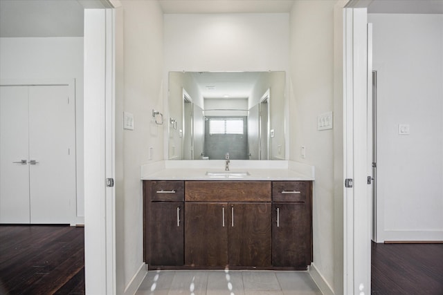 3208 N Macgregor Way Unit C, Houston, TX 77004 - bathroom featuring vanity and baseboards