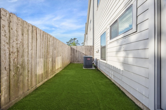 3208 N Macgregor Way Unit C, Houston, TX 77004 - view of fenced backyard