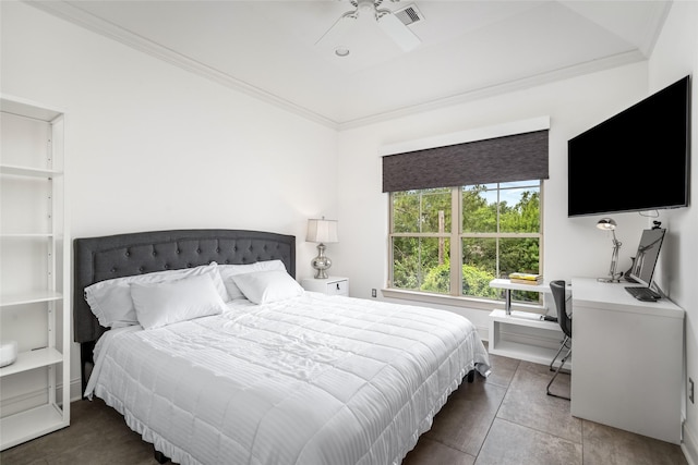 1616 Nevada St, Houston, TX 77006 - bedroom featuring a desk and ornamental molding