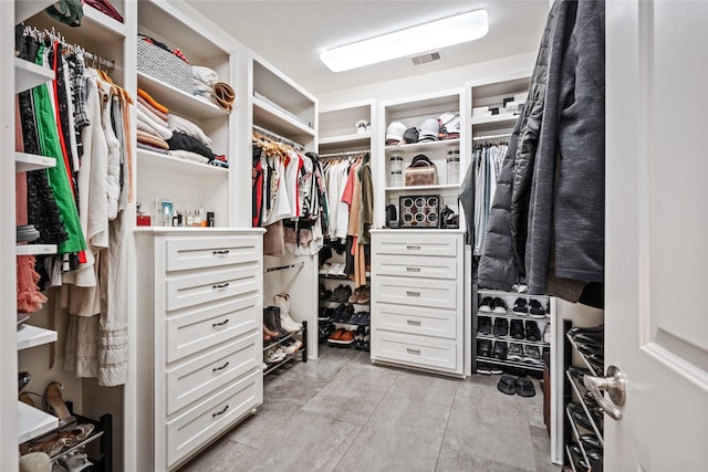 1616 Nevada St, Houston, TX 77006 - view of spacious closet