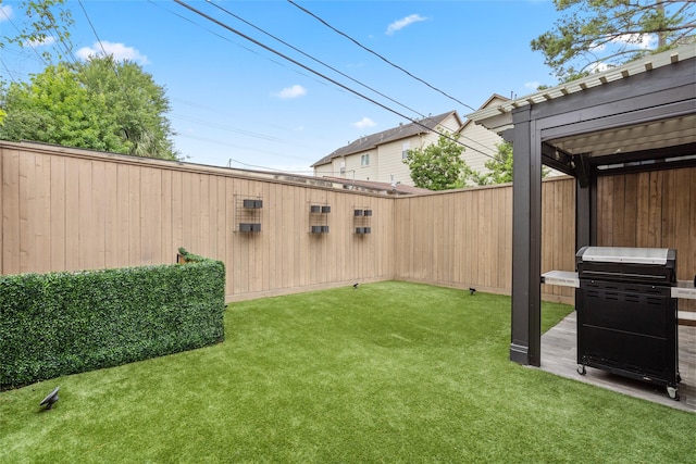 1616 Nevada St, Houston, TX 77006 - view of fenced backyard
