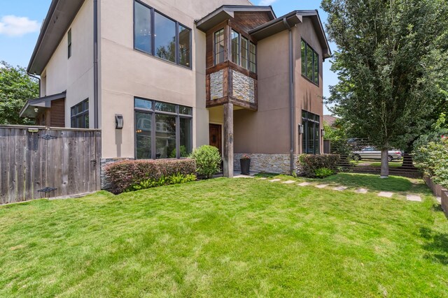 815 E 27th St, Houston, TX 77009 - photo 3