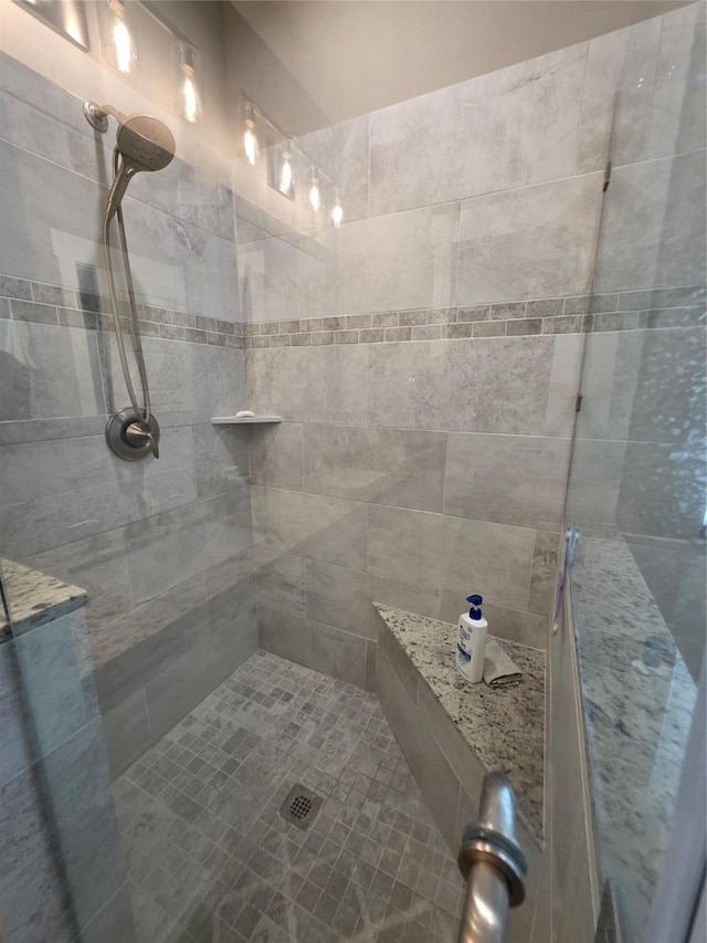 26804 Vista Meadow Ct, Huffman, TX 77336 - bathroom with a tile shower