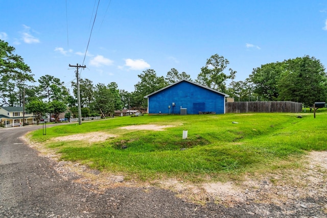 150 Lazy Ln, Livingston, TX 77351 - view of side of property
