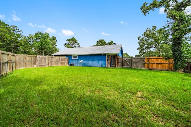 150 Lazy Ln, Livingston, TX 77351 - fenced backyard featuring a gate