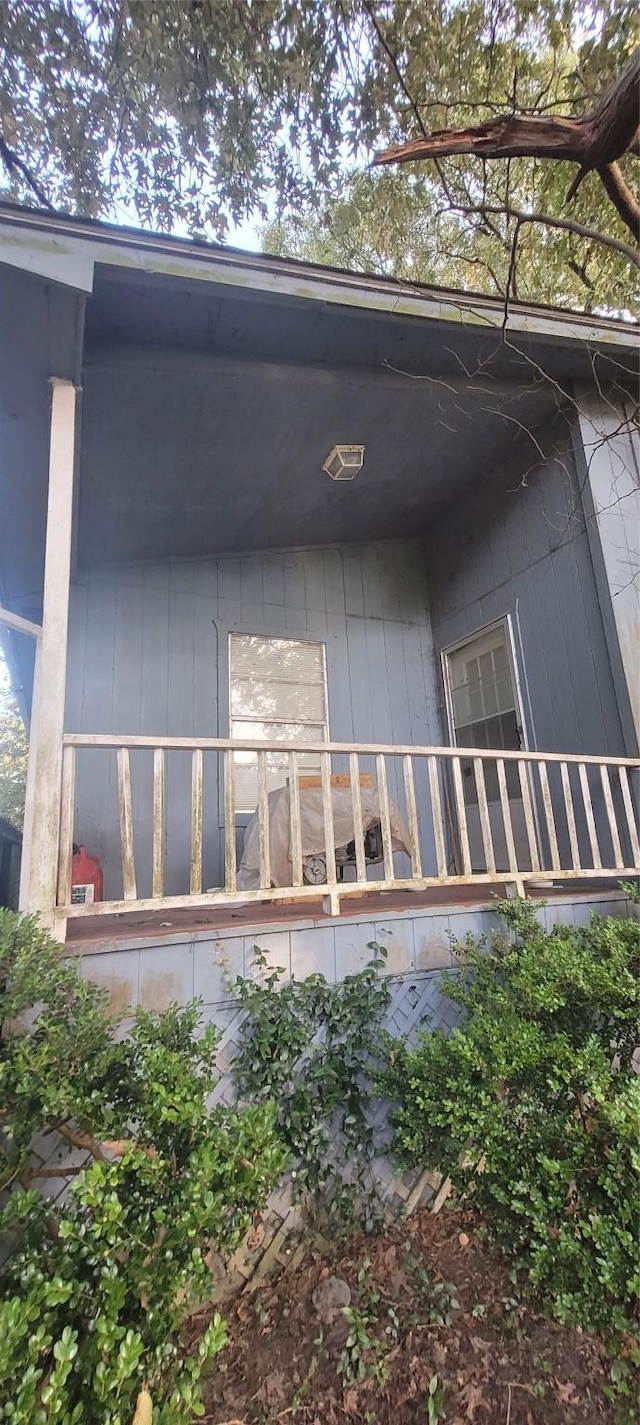 20 Connor Ln, Huntsville, TX 77320 - rear view of property