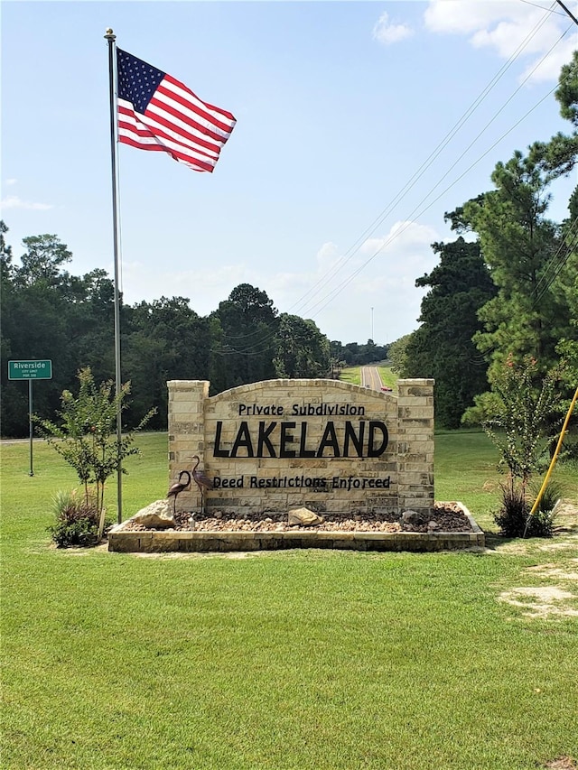20 Connor Ln, Huntsville, TX 77320 - community sign with a lawn