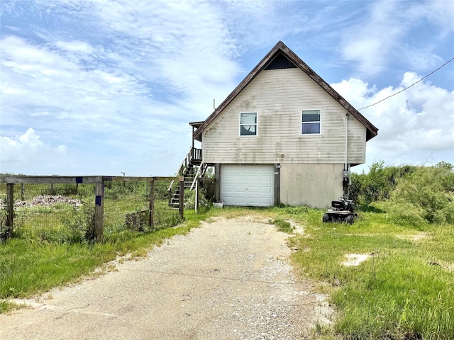 1157 N Tinkle Ln, Crystal Beach, TX 77650 - photo 4