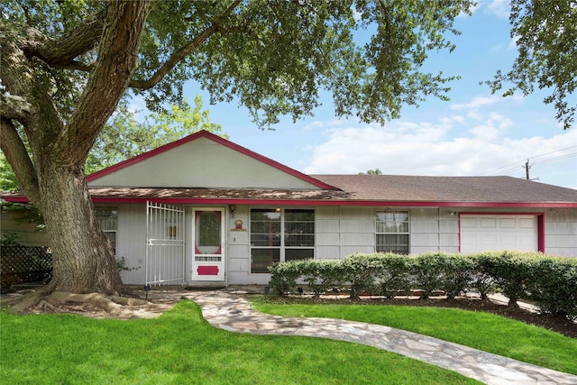 5602 Thrush Dr, Houston, TX 77033 - photo 1