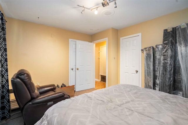 5602 Thrush Dr, Houston, TX 77033 - photo 17