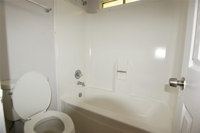 9711 Courben Ln, Houston, TX 77078 - full bath featuring shower / bath combination and toilet