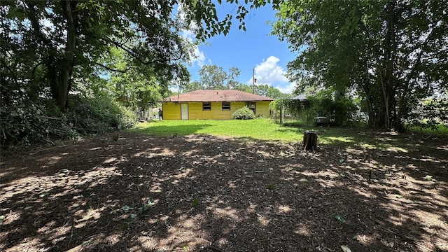 7218 Bretshire Dr, Houston, TX 77016 - view of yard