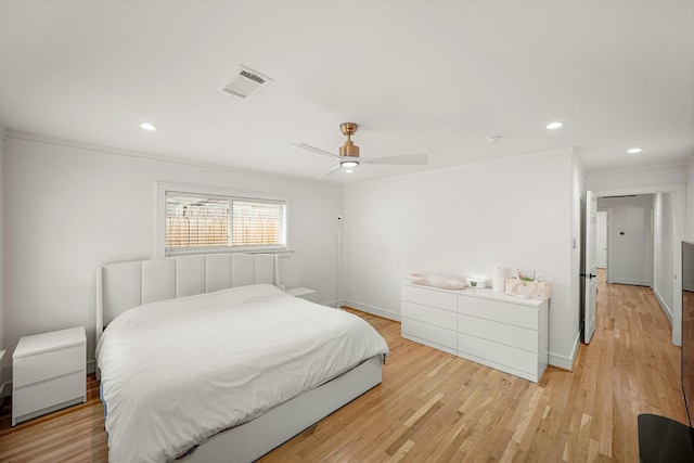 5630 Lymbar Dr, Houston, TX 77096 - bedroom with crown molding, light wood-style flooring, recessed lighting, and ceiling fan