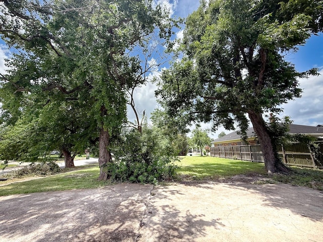 1573 Godwin St, Houston, TX 77023