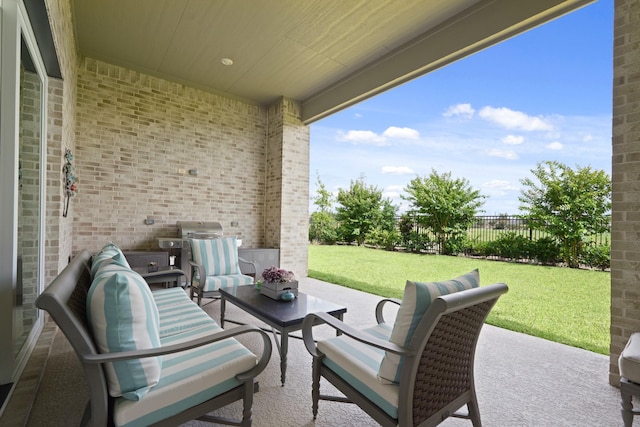 6919 Shoreline View Dr, Katy, TX 77493 - fenced backyard featuring a patio area and area for grilling