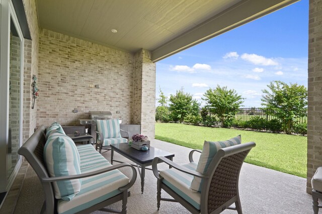 6919 Shoreline View Dr, Katy, TX 77493 - fenced backyard featuring a patio area and area for grilling