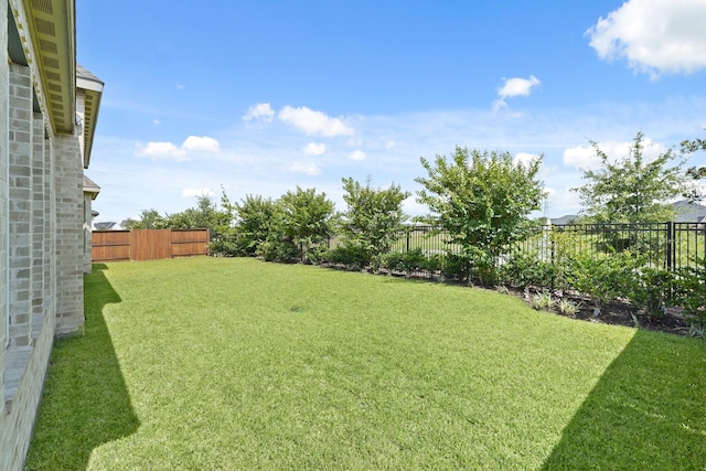 6919 Shoreline View Dr, Katy, TX 77493 - view of fenced backyard