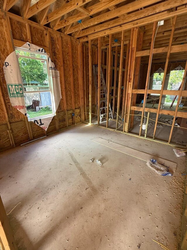 909 Santa Anna Ln, La Porte, TX 77571 - photo 11