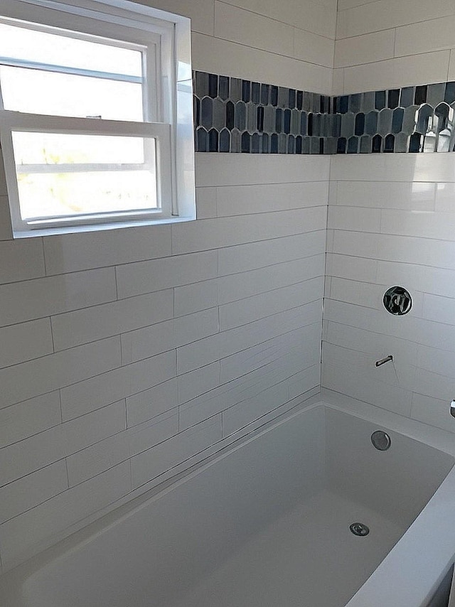 6709 Jensen St, Hitchcock, TX 77563 - full bath with shower / washtub combination