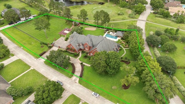 7510 Shadow Creek Dr, Beaumont, TX 77707 - view of property location with property parcel outlined and a large body of water