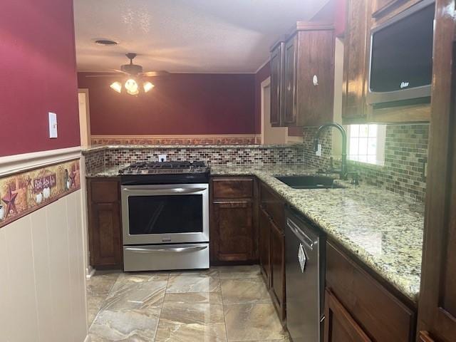 700 Northridge St, Angleton, TX 77515 - photo 5