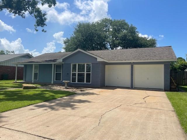 700 Northridge St, Angleton, TX 77515 - photo 14