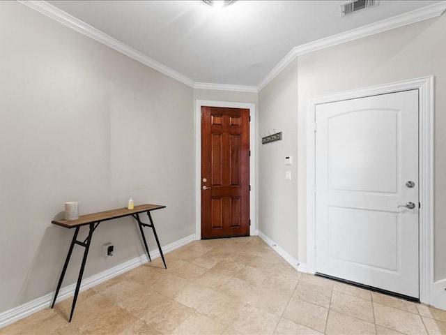405 Reinerman St, Houston, TX 77007 - entrance foyer featuring baseboards and crown molding