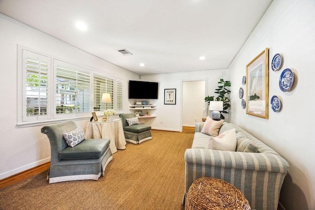 2031 Cheshire Ln, Houston, TX 77018 - living area with recessed lighting and wood finished floors