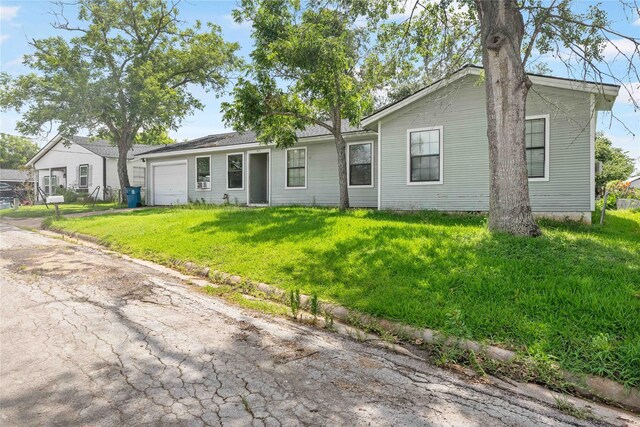 411 N Baron St, Bellville, TX 77418 - photo 16