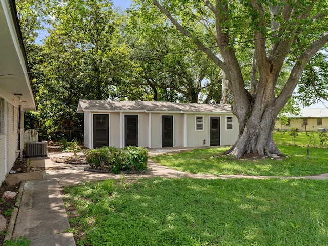 1705 Spruce St, Bay City, TX 77414 - rear view of property
