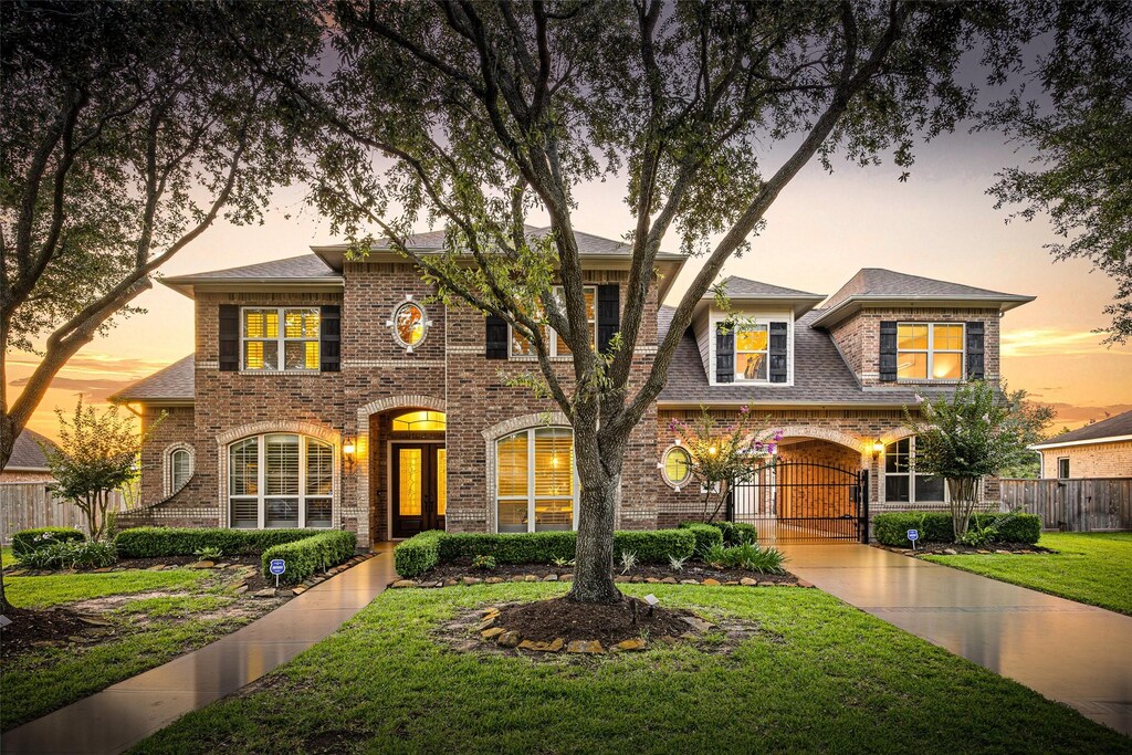 2018 Lake Fountain Dr, Katy, TX 77494 - photo 1