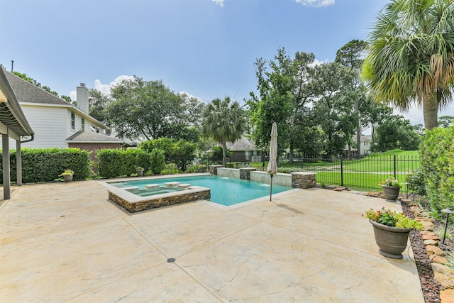 8006 Sports Haven Dr, Humble, TX 77346 - view of swimming pool featuring a pool with connected hot tub, a patio, and a fenced backyard