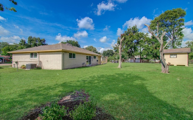 12407 Big Oaks Dr, Houston, TX 77050 - view of yard
