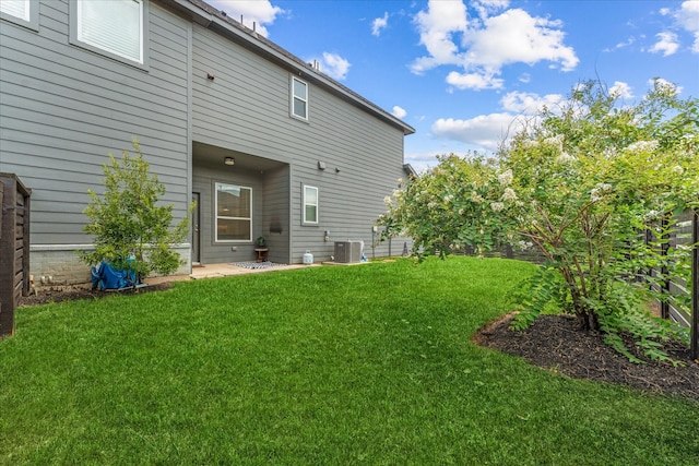 18635 Parkland Square Pl, Cypress, TX 77433 - back of property with a yard