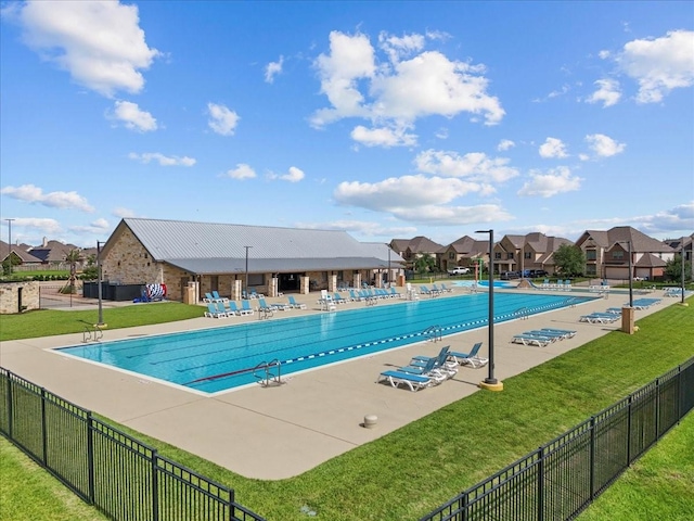 6214 Bois D Arc St, League City, TX 77573 - community pool featuring a residential view and a patio area