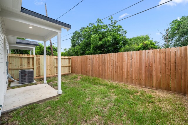 4937 Southwind St, Houston, TX 77033 - photo 27